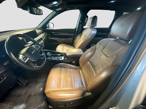 Used 2022 Kia Telluride SX w/ SX Prestige Package image 13