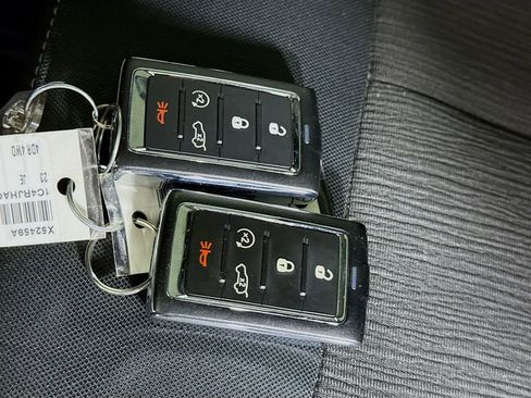 Used 2023 Jeep Grand Cherokee Laredo w/ Luxury Tech Group I image 35