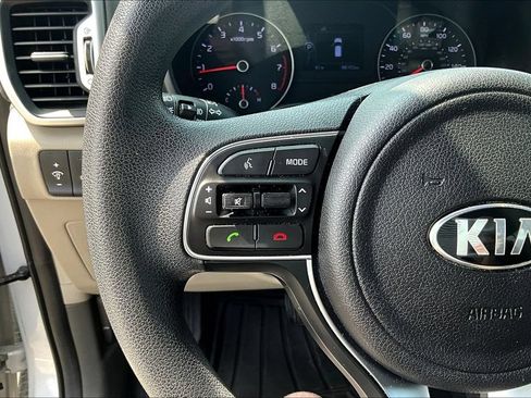 Used 2018 Kia Sportage LX w/ LX Technology Package AWD/4WD image 19
