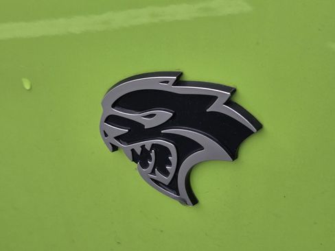 Used 2015 Dodge Challenger SRT Hellcat RWD image 33