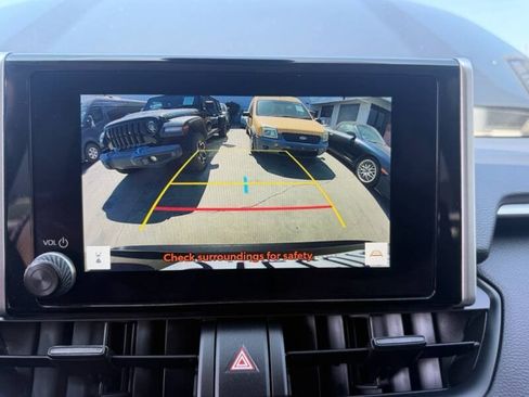 Used 2025 Toyota RAV4 LE FWD image 23