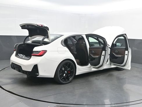 New 2026 BMW 330i Sedan w/ M Sport Package RWD image 50