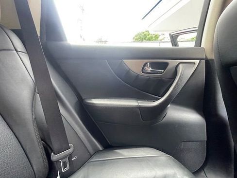 Used 2013 INFINITI FX37 AWD w/ Premium Pkg image 26