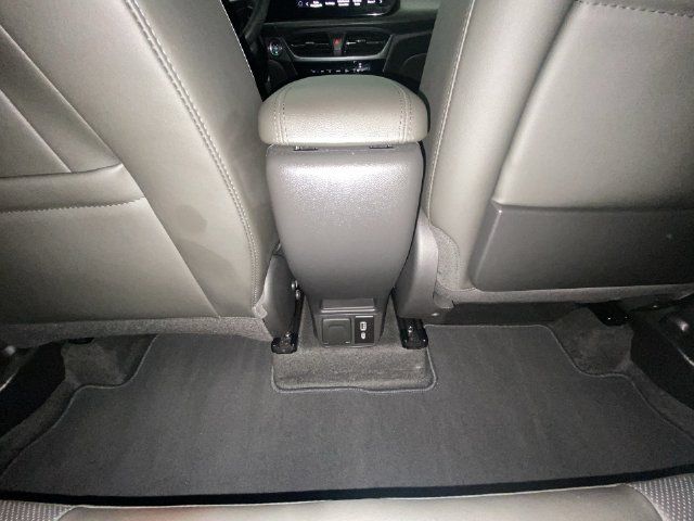 Used 2024 Buick Encore GX Avenir w/ Avenir Convenience Package FWD image 27