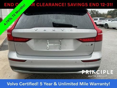 Certified 2025 Volvo V60 B5 Cross Country Plus image 11