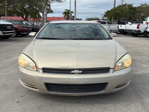 Used 2010 Chevrolet Impala LS image 3