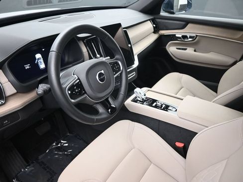 Used 2026 Volvo XC90 B6 Plus AWD/4WD image 19