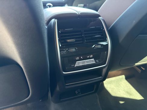 Used 2023 BMW X6 xDrive40i w/ M Sport Package AWD/4WD image 16
