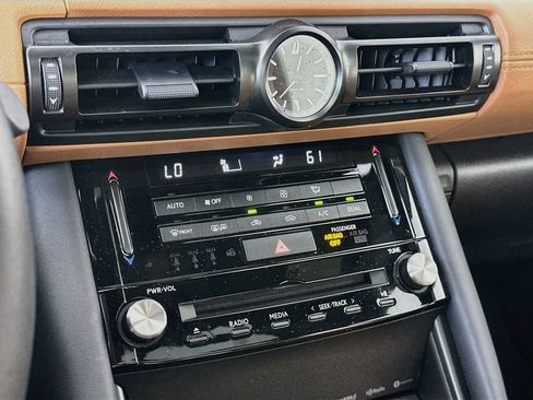Used 2025 Lexus IS 350 F Sport RWD image 18