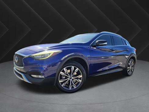 Used 2017 INFINITI QX30 Premium w/ Navigation Package AWD/4WD image 1