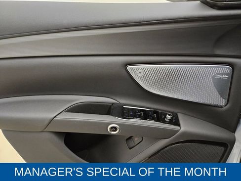 Used 2024 Maserati Grecale GT AWD/4WD image 31