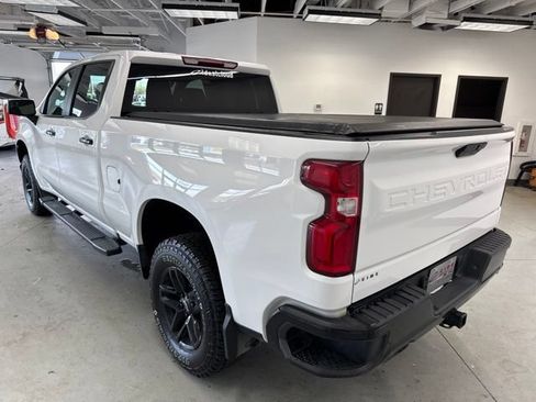 Used 2021 Chevrolet Silverado 1500 LT Trail Boss AWD/4WD image 9