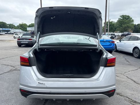 Used 2024 Nissan Altima 2.5 SV FWD image 18