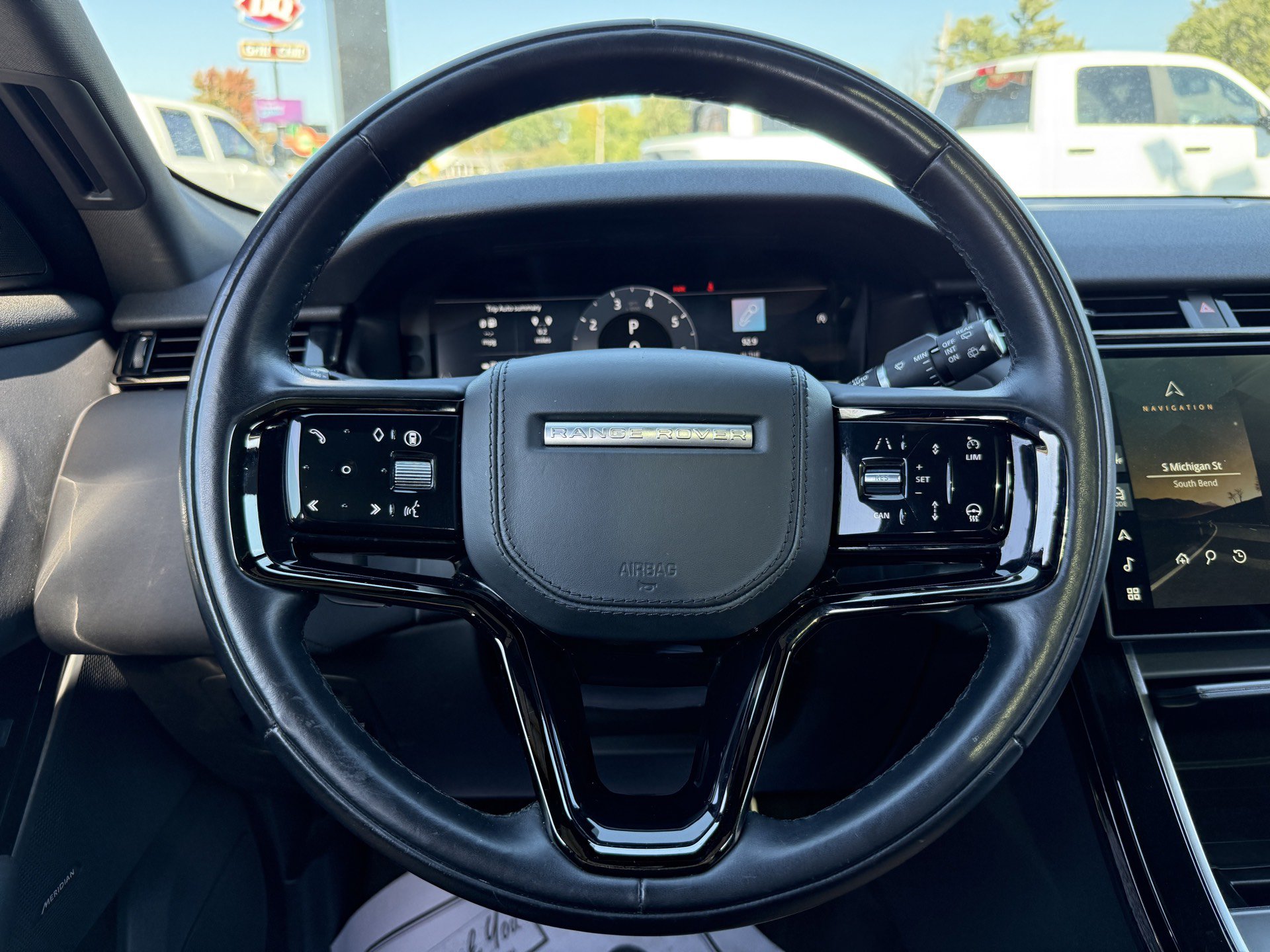 Used 2025 Land Rover Range Rover Velar Dynamic SE AWD/4WD image 21