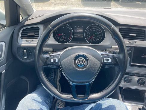 Used 2017 Volkswagen Golf SE FWD image 18