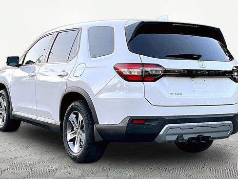 Used 2023 Honda Pilot EX-L image 4