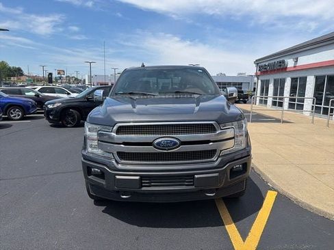 Used 2018 Ford F150 Platinum w/ Equipment Group 701A Luxury AWD/4WD image 9