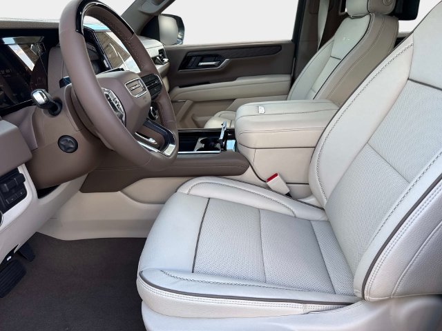 New 2026 GMC Yukon Denali w/ Advanced Technology Package AWD/4WD image 19