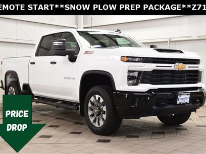 Used 2025 Chevrolet Silverado 2500 Custom w/ Custom Value Package