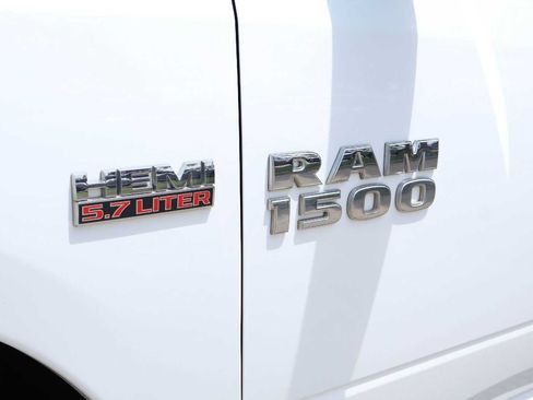 Used 2016 RAM 1500 Express RWD image 7