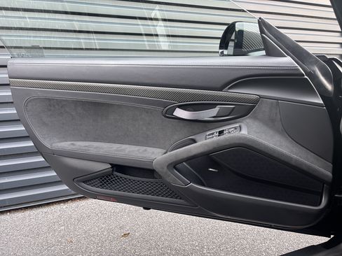 Certified 2024 Porsche 718 Cayman GT4 RS RWD image 14