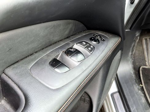 Used 2020 Nissan Pathfinder SL AWD/4WD image 15