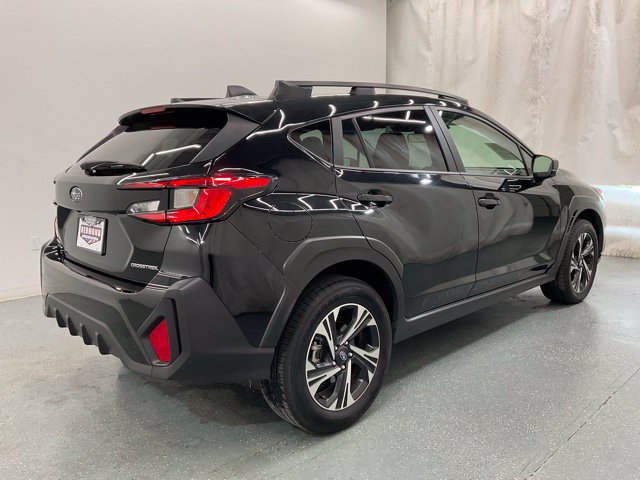Used 2025 Subaru Crosstrek 2.5i Premium AWD/4WD image 7
