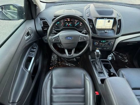 Certified 2019 Ford Escape SEL AWD/4WD image 11