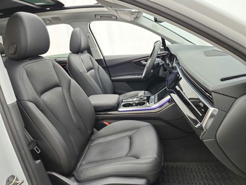 Used 2023 Audi Q7 3.0T Premium Plus AWD/4WD image 19