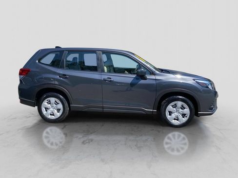 Used 2024 Subaru Forester AWD/4WD image 9