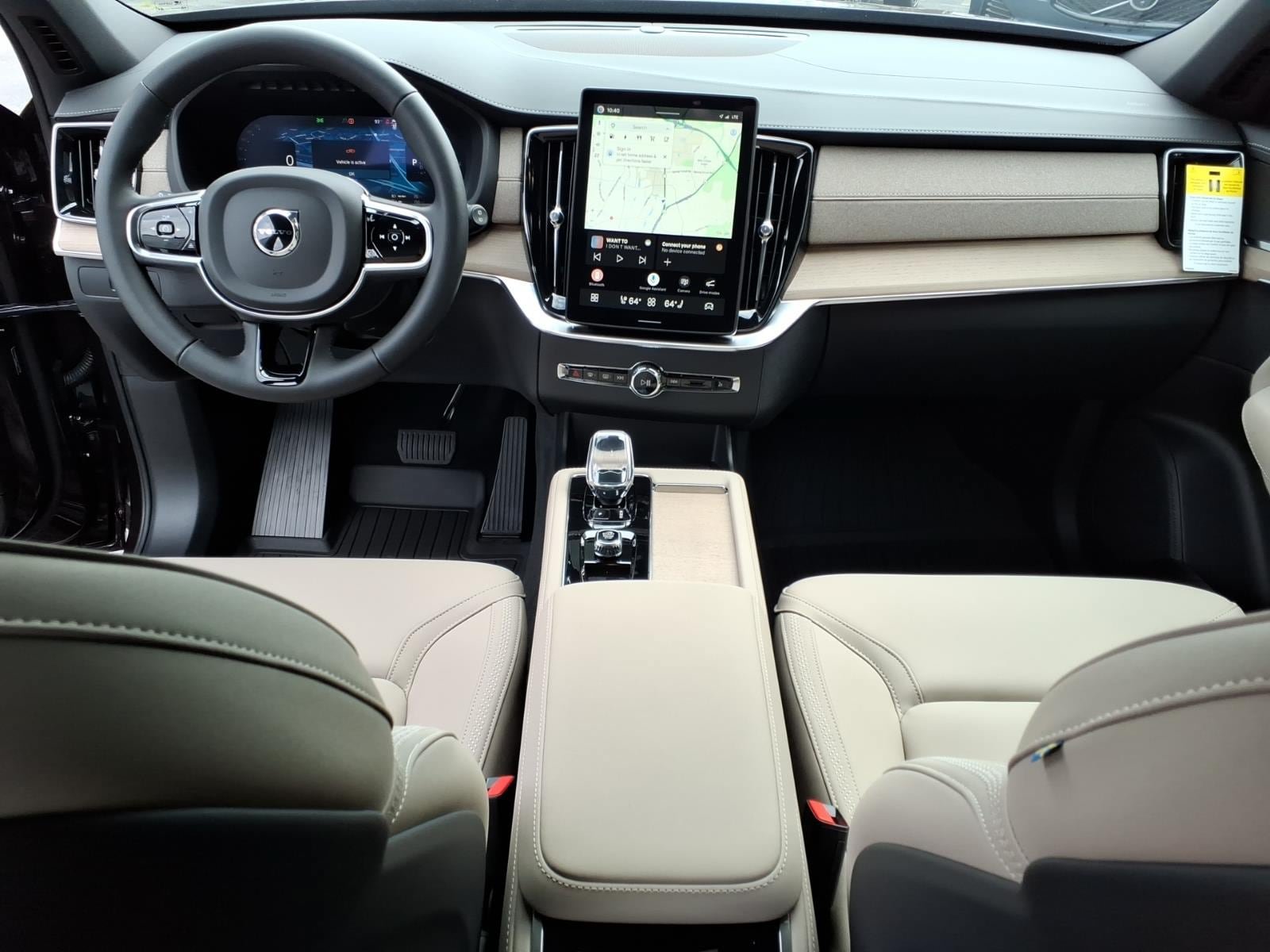 New 2026 Volvo XC90 T8 Plus w/ Protection Package Premier AWD/4WD image 10