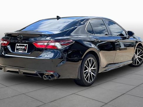 Used 2023 Toyota Camry SE FWD image 13