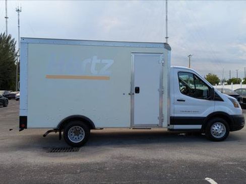 Used 2022 Ford Transit 350 DRW RWD image 9