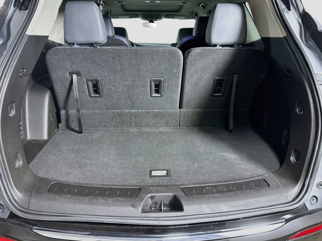 Used 2019 Buick Enclave Essence AWD/4WD image 33