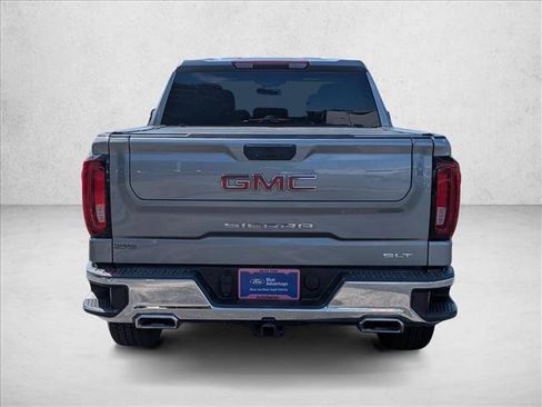 Used 2023 GMC Sierra 1500 SLT w/ SLT Premium Package AWD/4WD image 7
