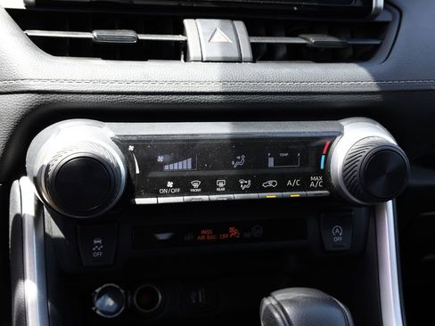 Used 2024 Toyota RAV4 LE image 23