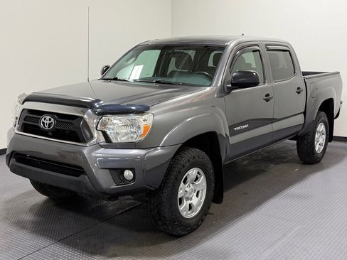Used 2014 Toyota Tacoma 4x4 Double Cab w/ SR5 Package image 1