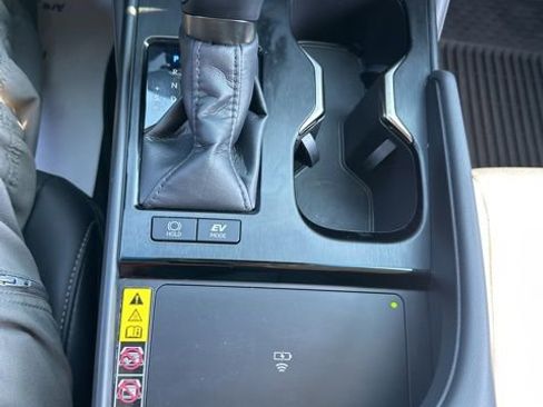 Used 2024 Lexus ES 300h w/ Premium Package image 29