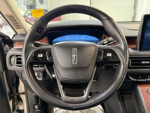 Used 2023 Lincoln Aviator Reserve w/ Equipment Group 201A image 13
