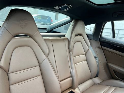 Used 2018 Porsche Panamera 4S image 70