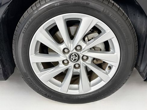 Used 2023 Toyota Camry LE AWD/4WD image 32