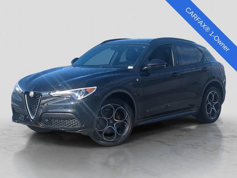 Used 2023 Alfa Romeo Stelvio Ti image 1