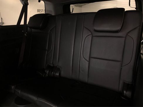 Used 2015 GMC Yukon XL SLT w/ HD Trailering Package image 26