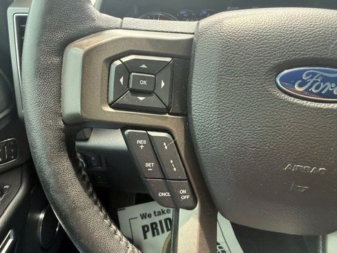 Used 2019 Ford Expedition XLT w/ Equipment Group 202A RWD image 18