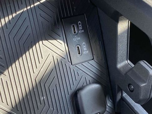 Used 2025 Toyota 4Runner SR5 image 30