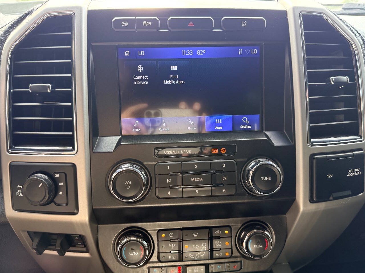 Used 2020 Ford F250 Lariat w/ Lariat Value Package AWD/4WD image 28