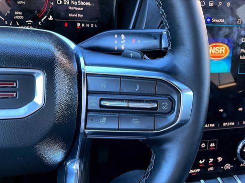 Used 2025 GMC Terrain Elevation image 14