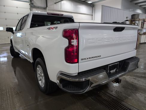 Used 2023 Chevrolet Silverado 1500 LT w/ Protection Package AWD/4WD image 4