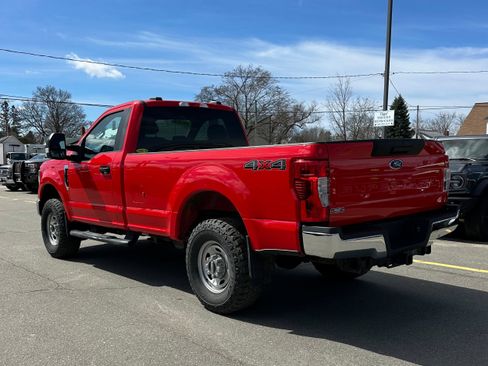 Used 2022 Ford F350 XL w/ Power Equipment Group AWD/4WD image 5