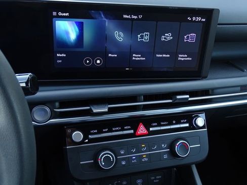 Used 2025 Hyundai Santa Cruz SE image 33